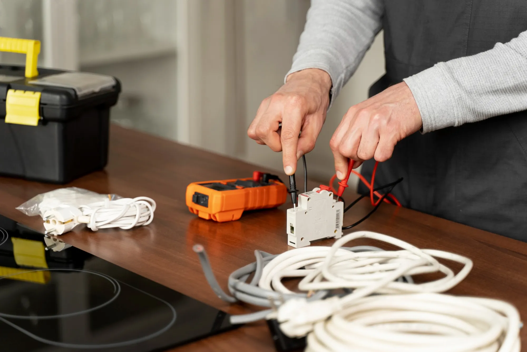 How to Troubleshoot Oven Wiring Issues Safely