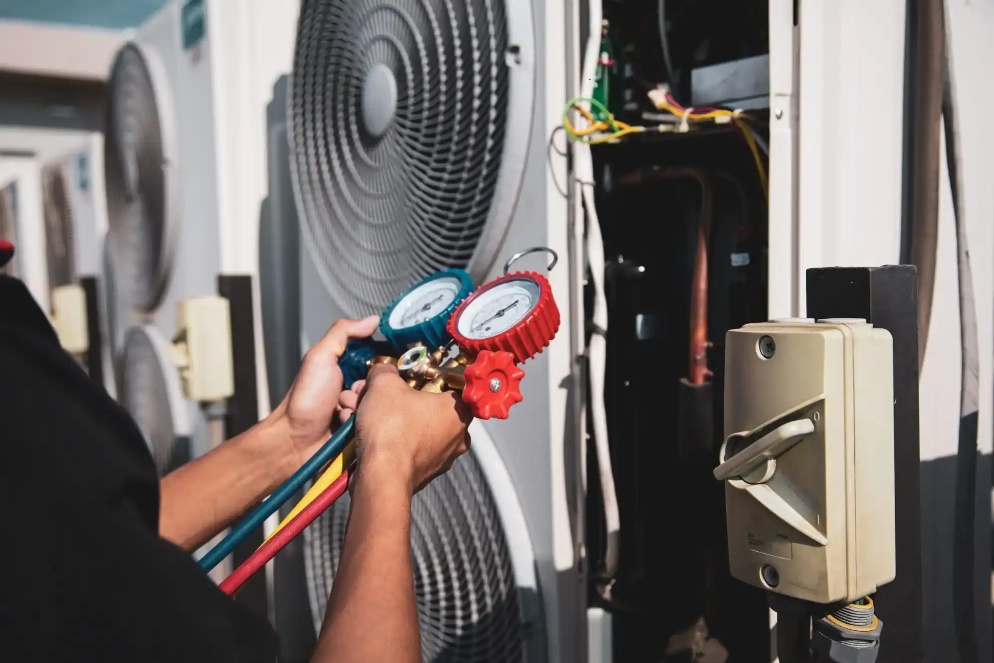 AC Repair Service in Blue Water Dubai
