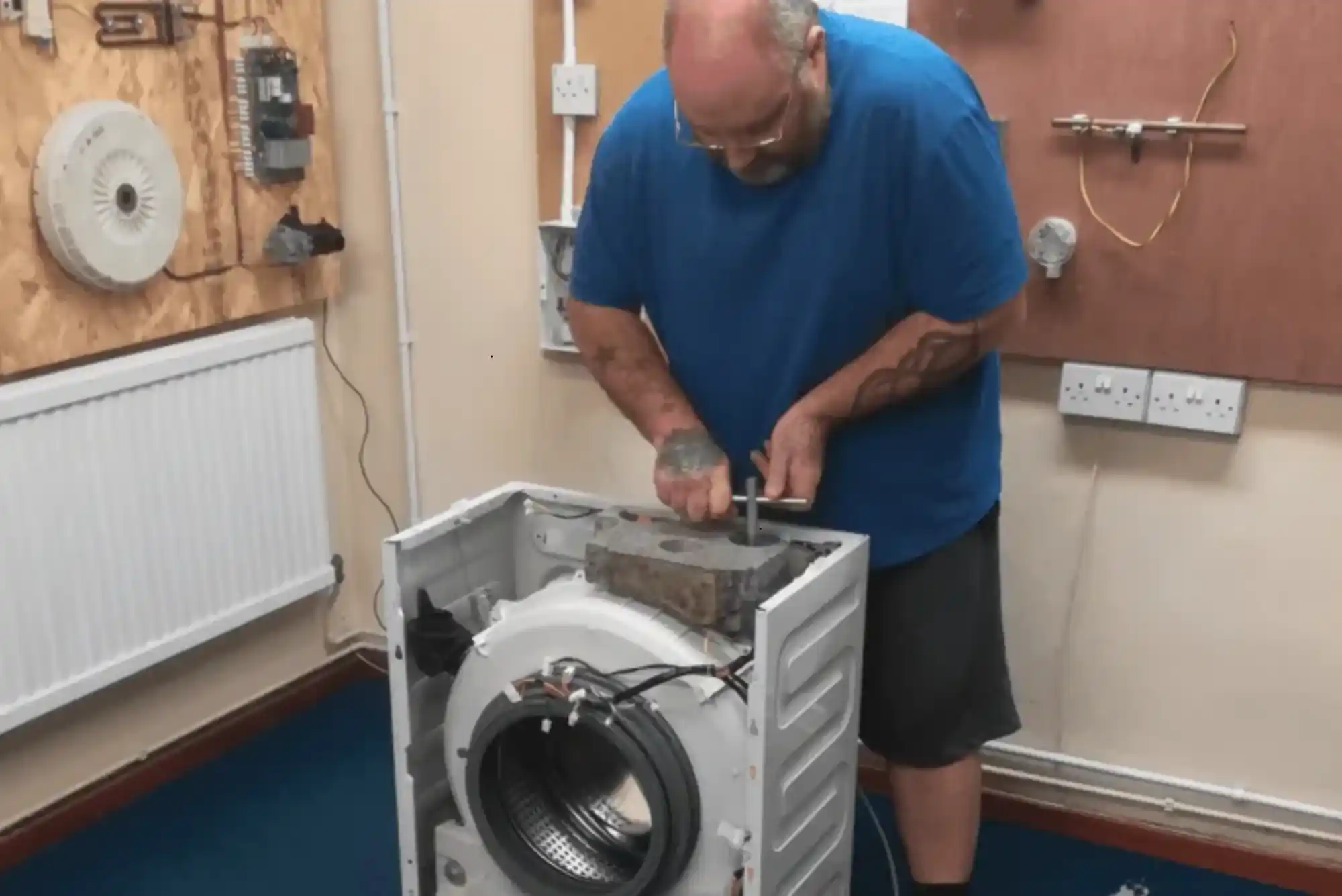 Washing Machine Repair Service in Al Quoz, Dubai