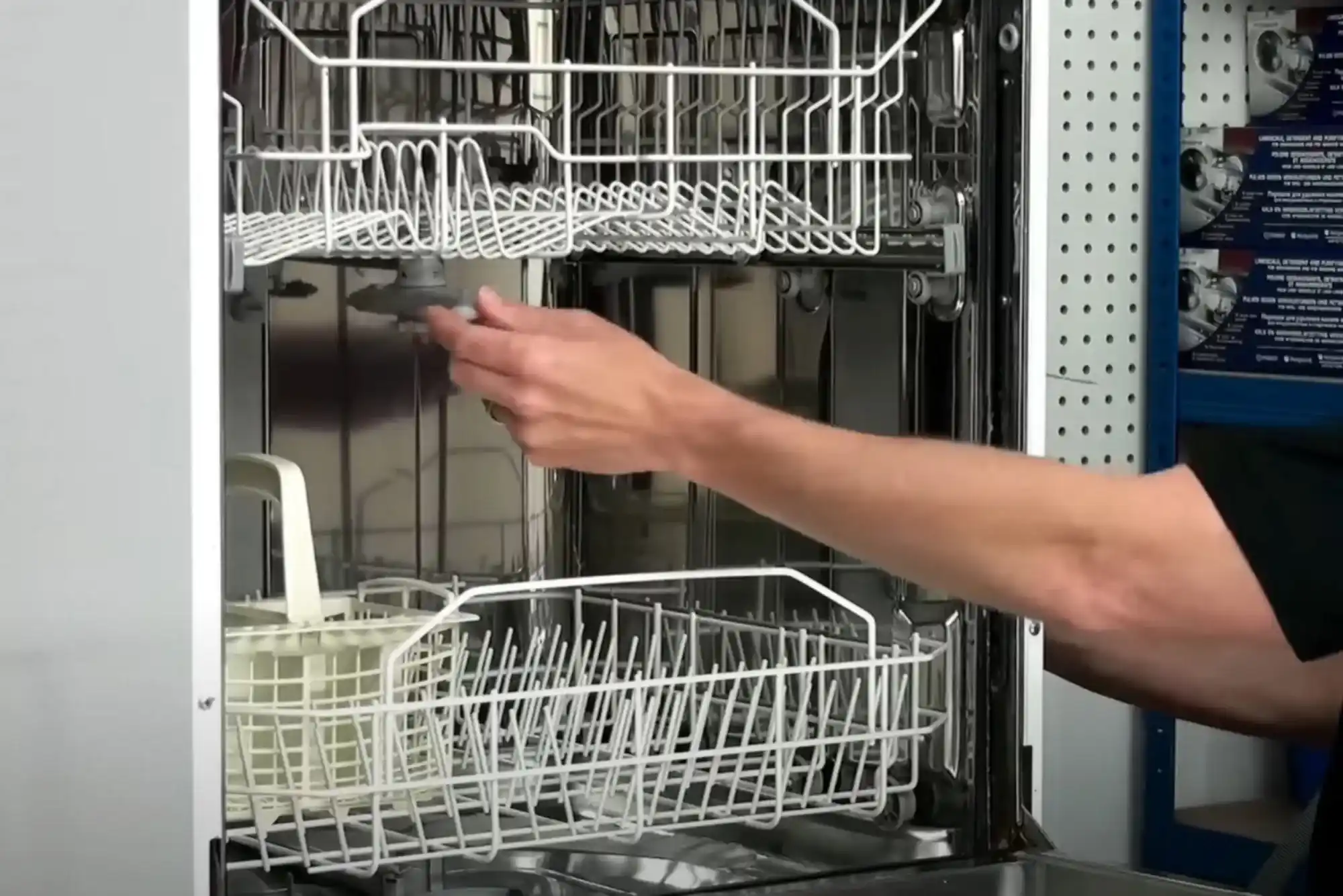 How to Replace a Dishwasher Spray Arm