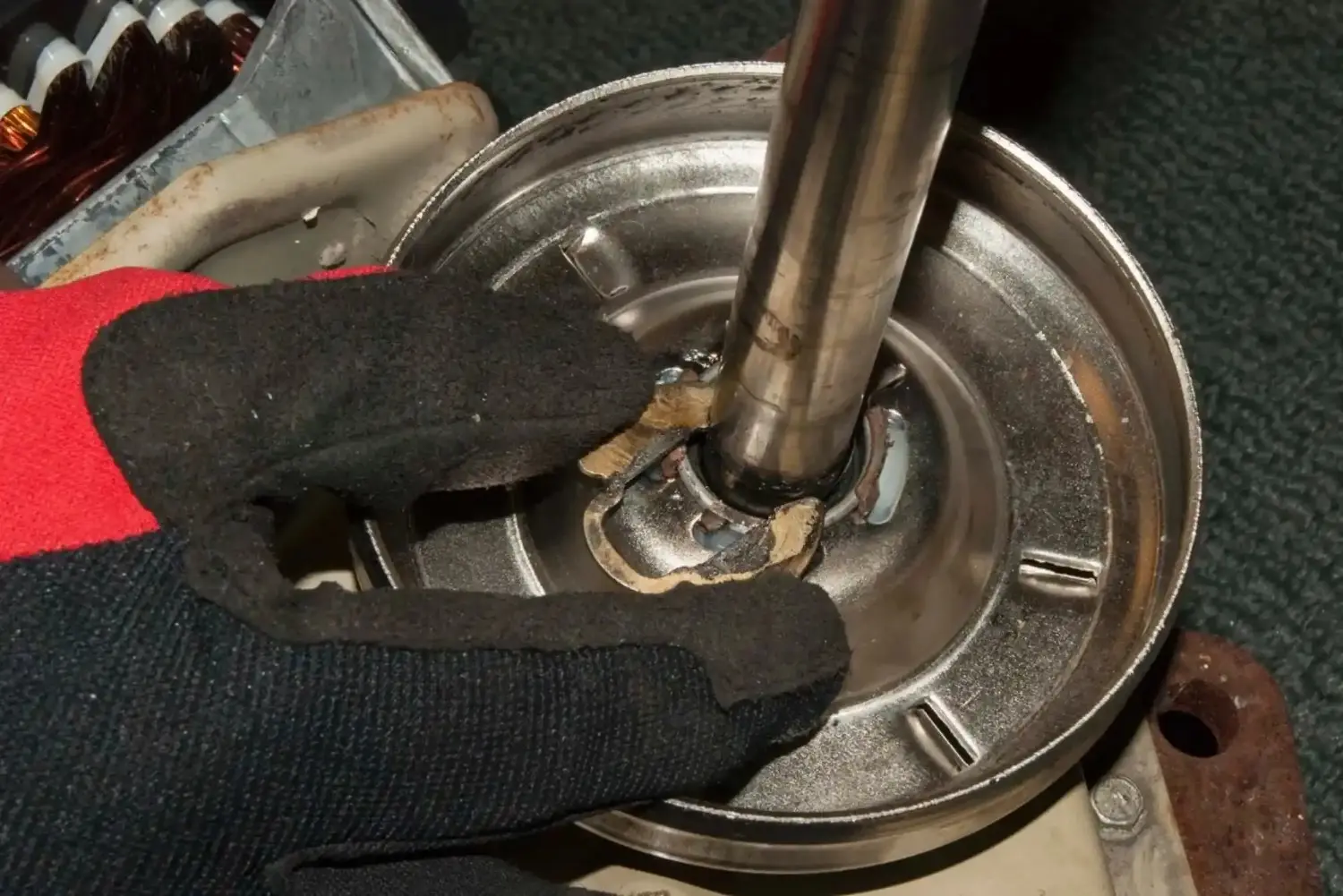 How to Clean Washing Machine Clutch Assemblies