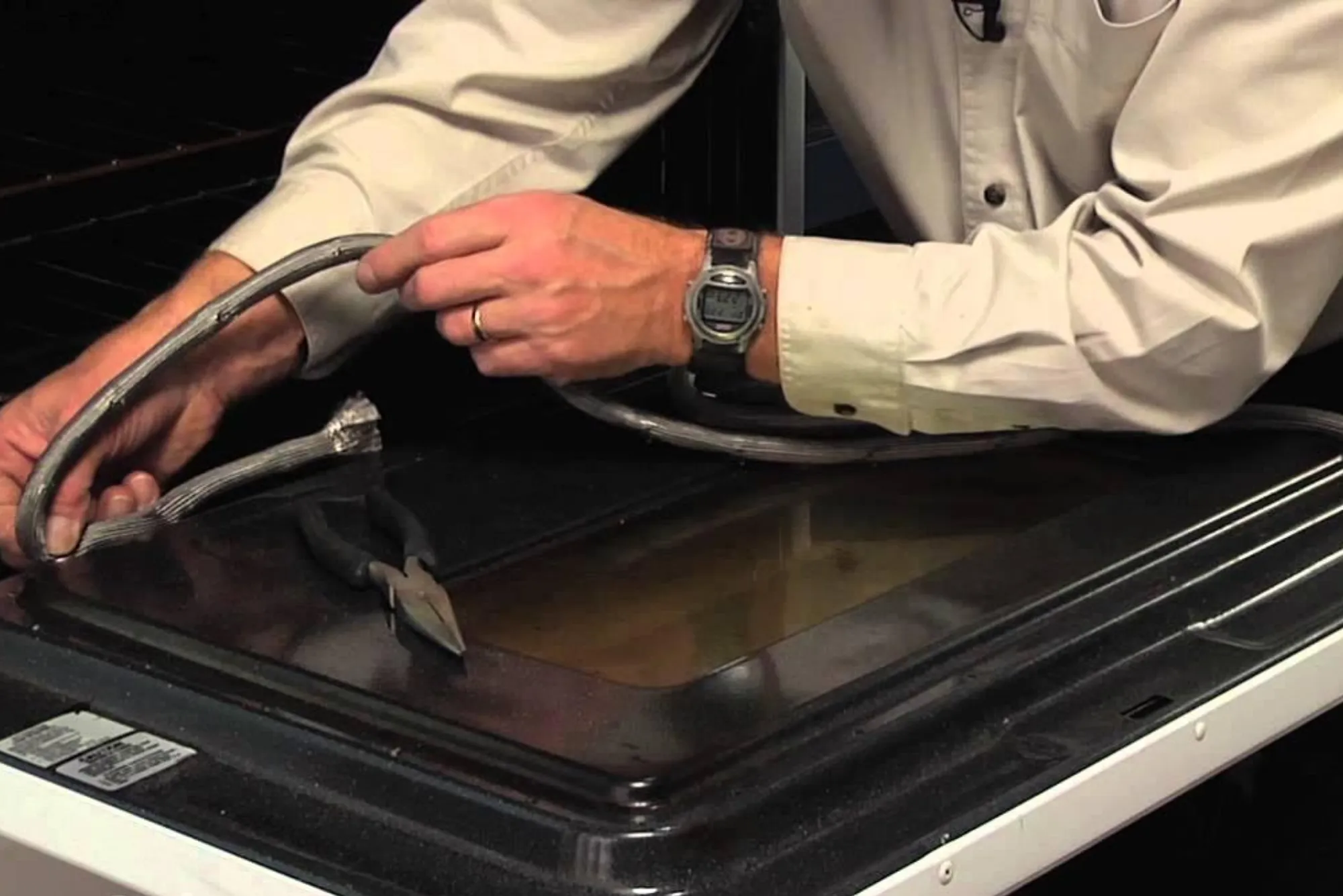 Oven Door Seal Replacement Dubai